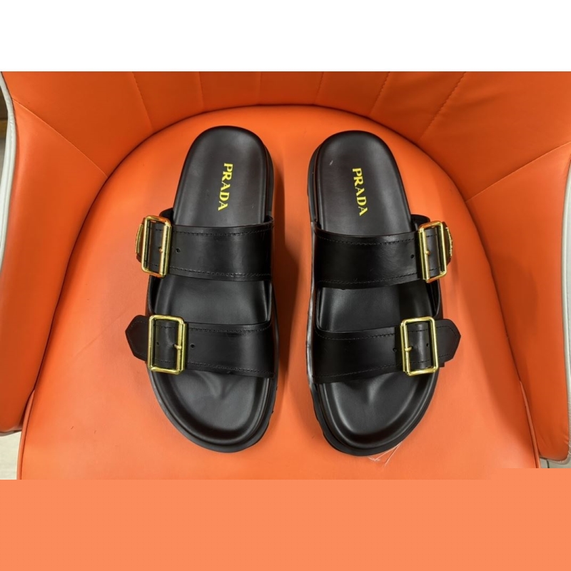 Pra*a slippers